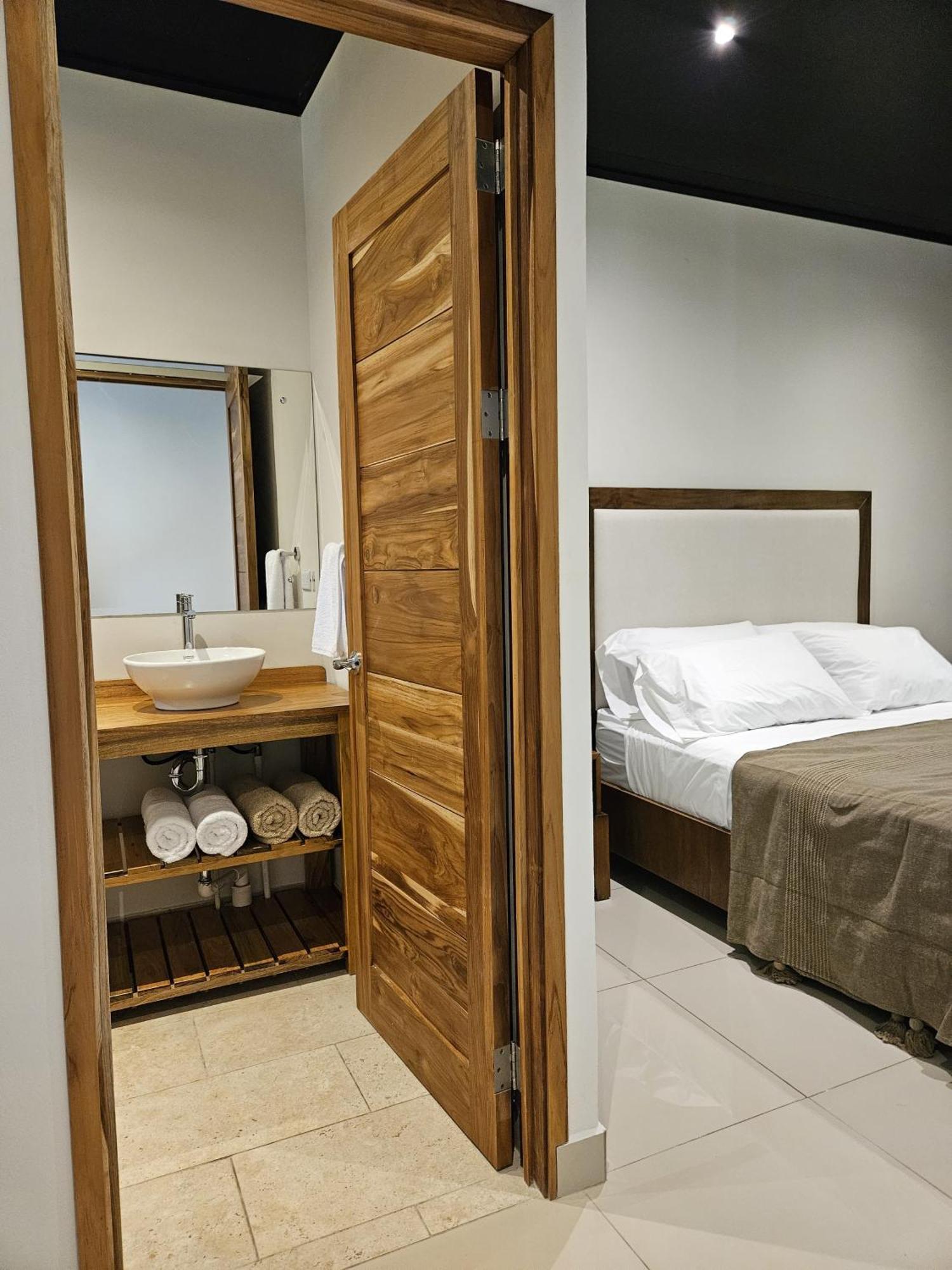 Fauna Lodge Drakes Bay Eksteriør billede